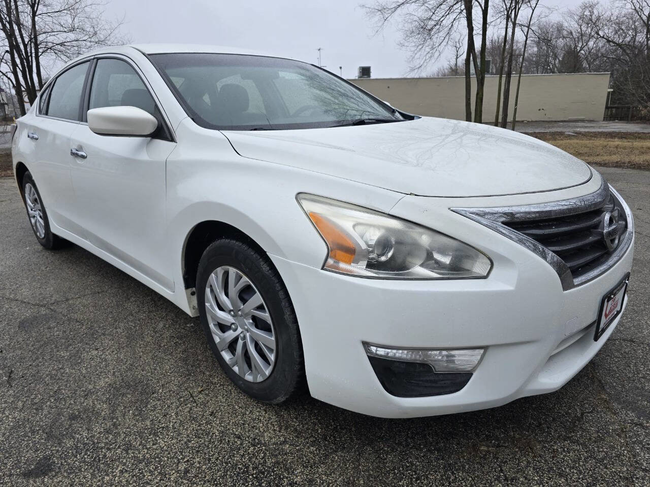 Used 2015 Nissan Altima 2.5 S w/ Power Driver Seat Package FWD image 3