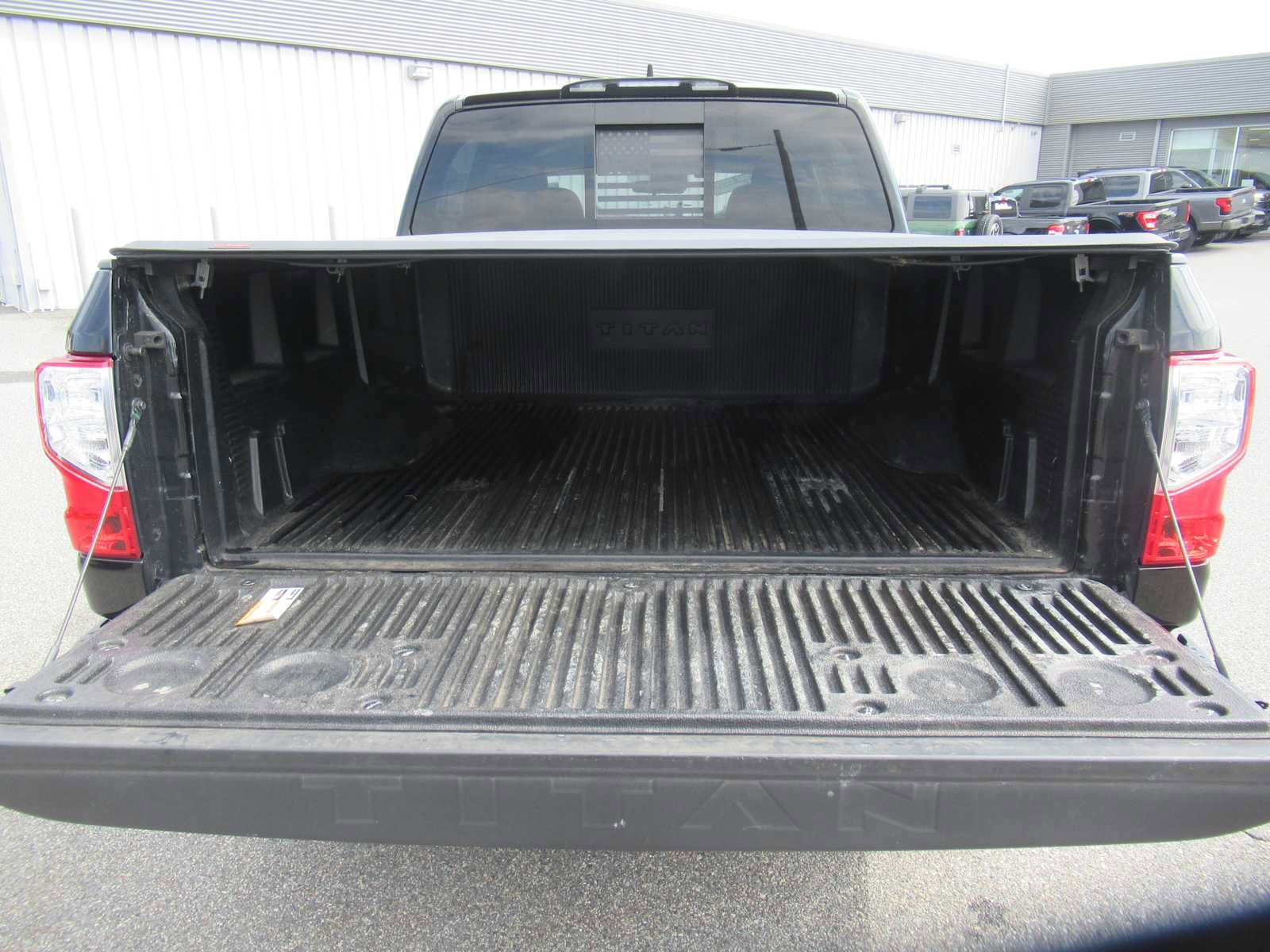 Used 2023 Nissan Titan SV w/ Accessory Utility Package image 18