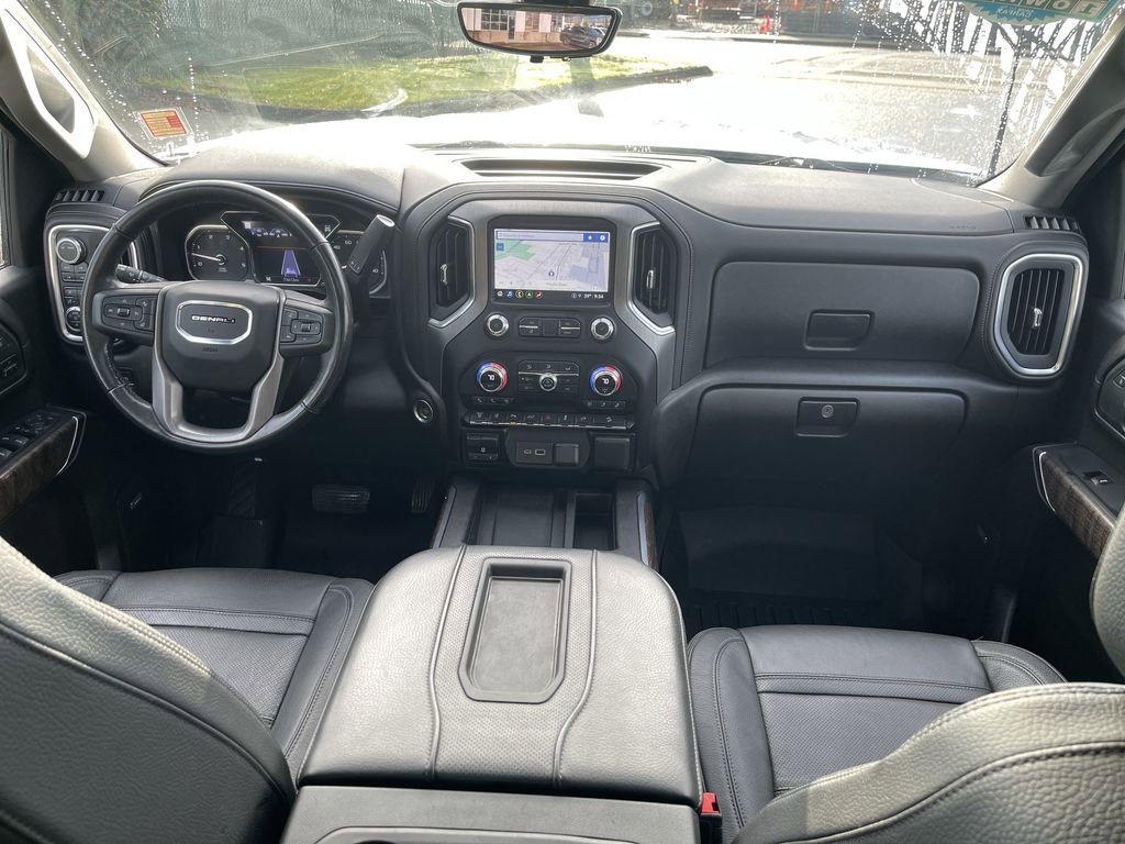 Used 2021 GMC Sierra 3500 Denali w/ Denali Ultimate Package image 21
