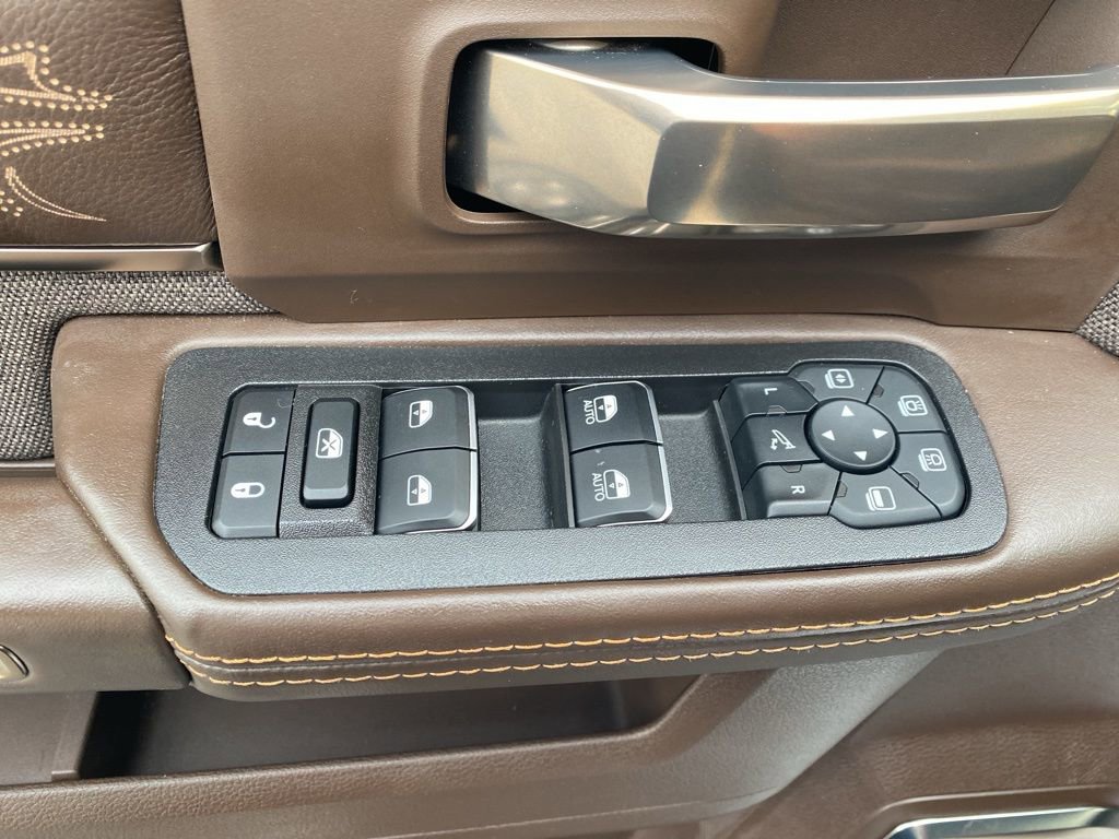 Used 2025 RAM 2500 Limited image 10