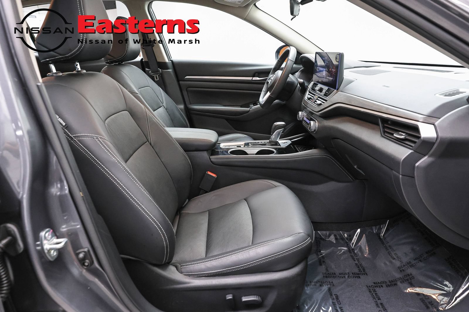 Used 2024 Nissan Altima 2.5 SL AWD/4WD image 23