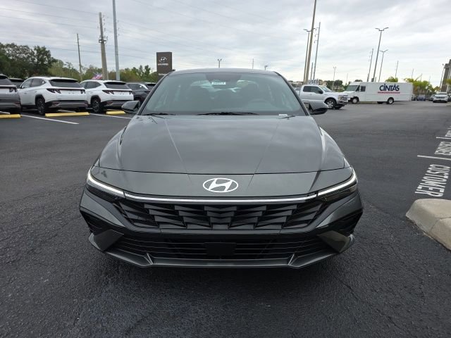 New 2026 Hyundai Elantra SEL Sport Premium FWD image 17