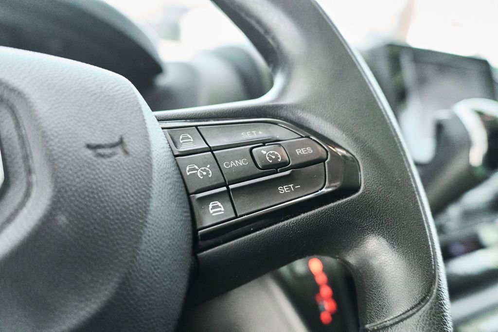 Used 2025 RAM ProMaster 2500 w/ Convenience Group FWD image 18
