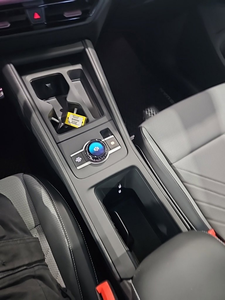 New 2026 Volkswagen Tiguan SE R-Line image 33