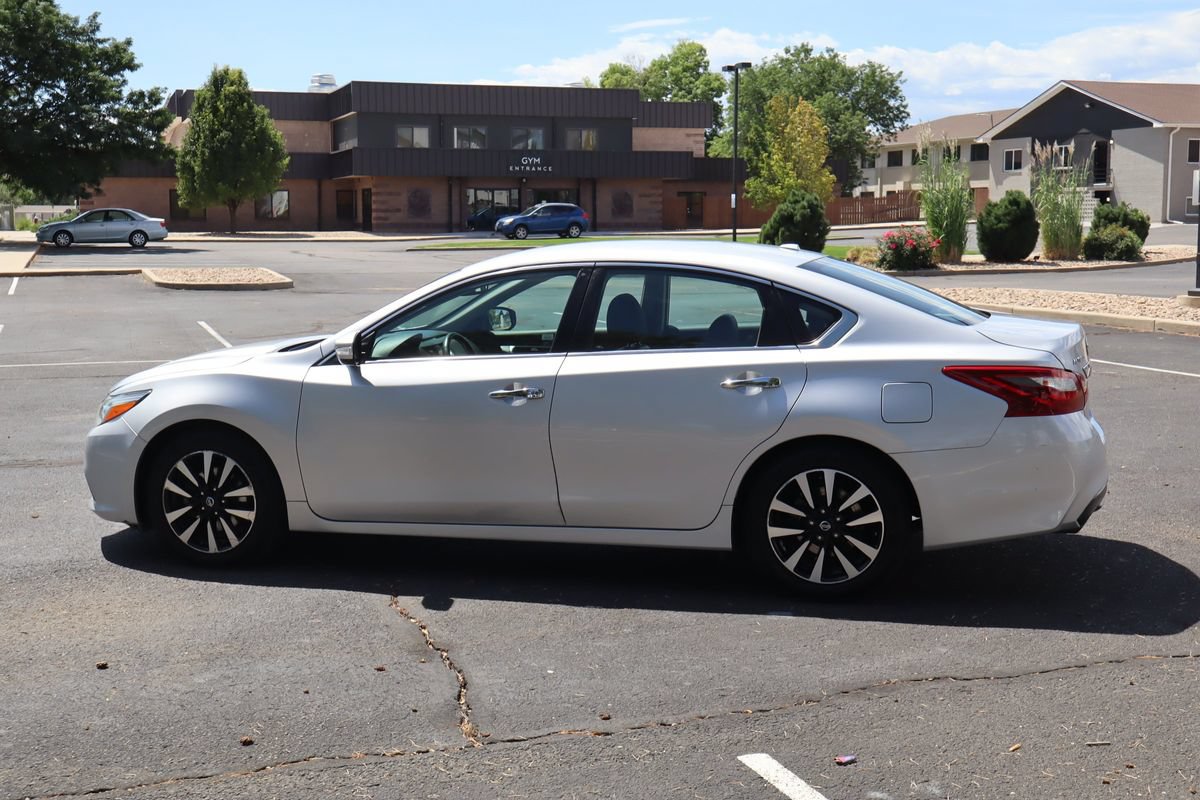 Used 2018 Nissan Altima 2.5 SL FWD image 8
