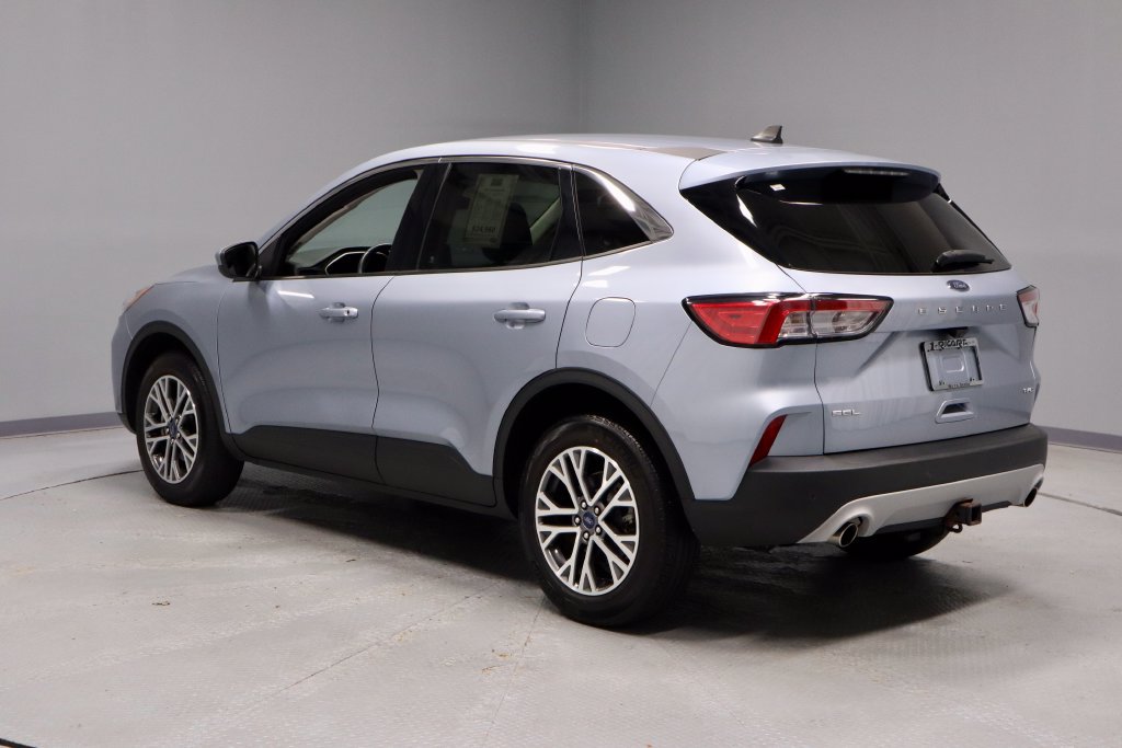 Certified 2022 Ford Escape SEL w/ Class II Trailer Tow Package AWD/4WD image 9
