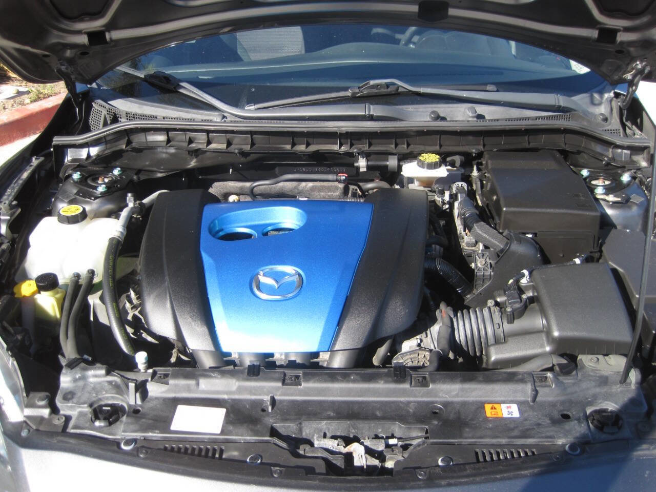 Used 2013 MAZDA MAZDA3 i Touring image 15