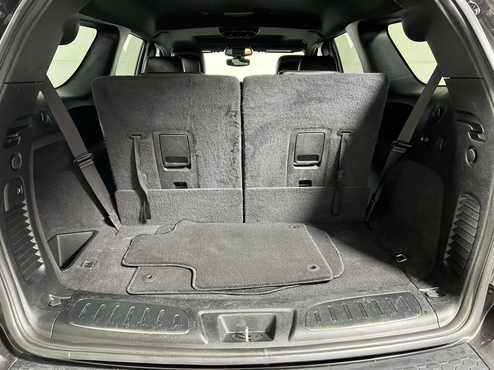 Used 2020 Dodge Durango GT image 27