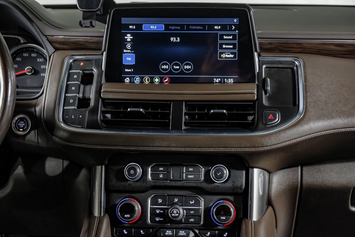 Used 2021 Chevrolet Suburban Z71 w/ Z71 Off-Road Package AWD/4WD image 23