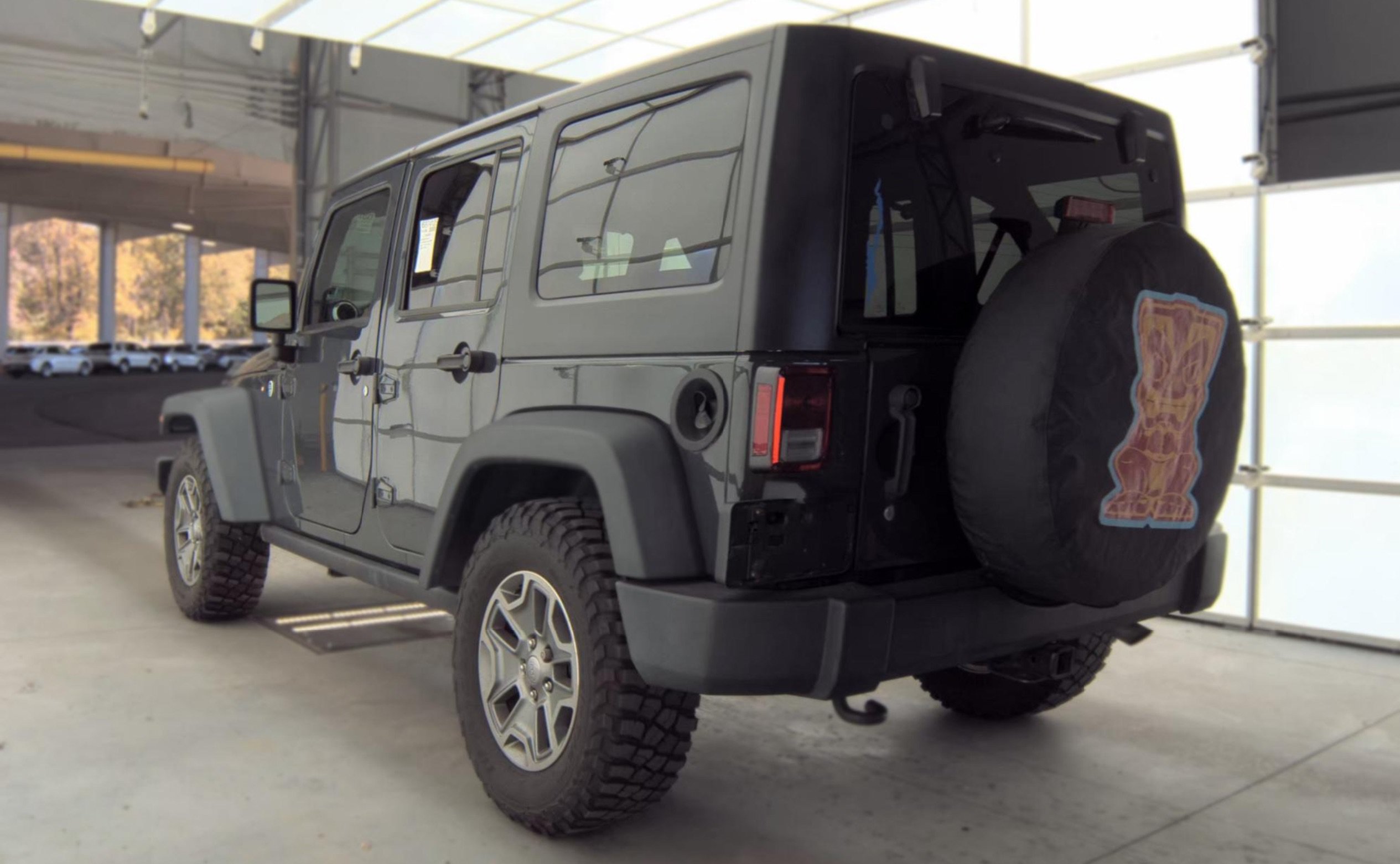 Used 2016 Jeep Wrangler Unlimited Rubicon w/ Dual Top Group AWD/4WD image 5