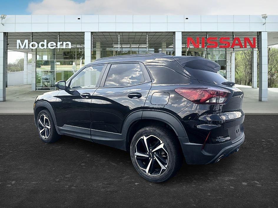 Used 2022 Chevrolet TrailBlazer RS FWD image 3
