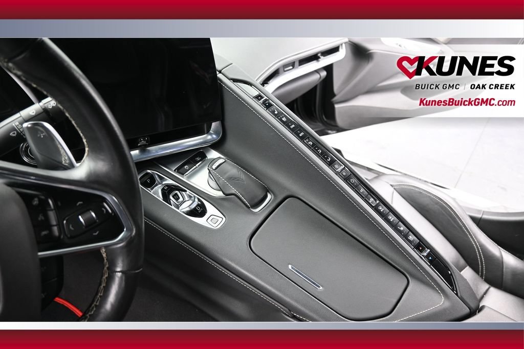 Used 2020 Chevrolet Corvette Stingray Preferred Conv w/ 2LT Preferred Equipment Group RWD image 19