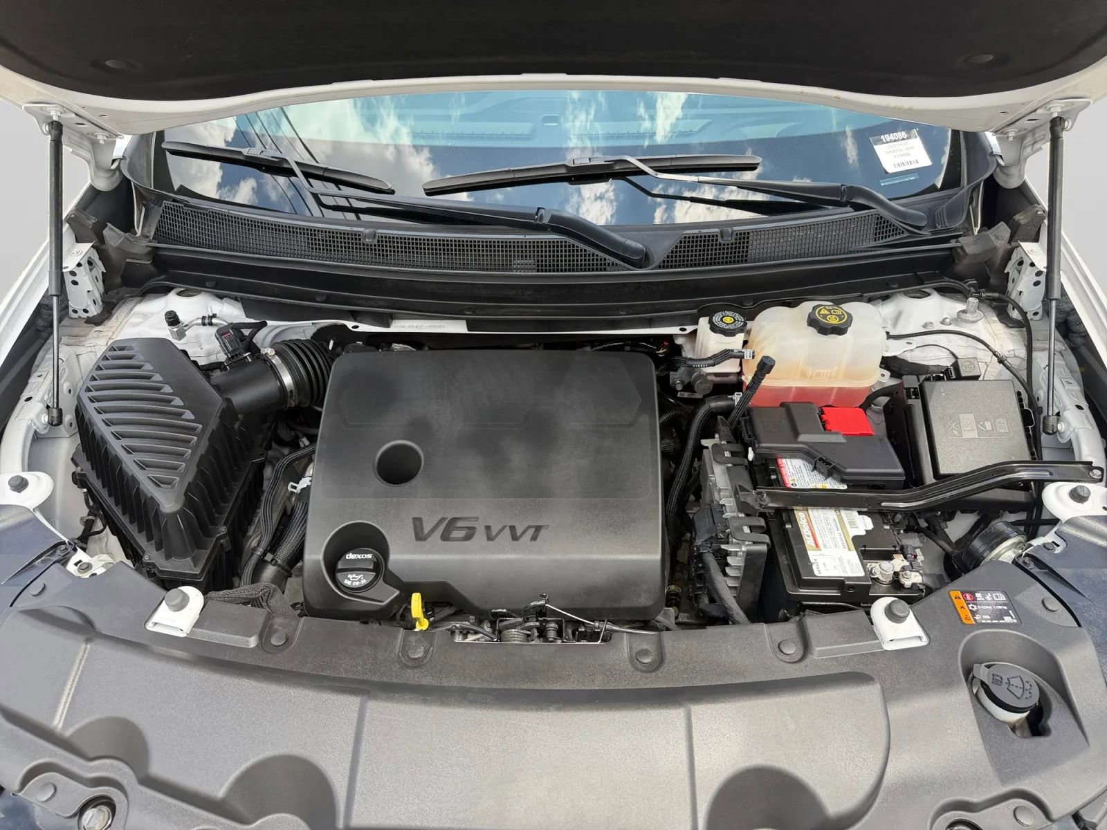 Used 2023 Chevrolet Traverse High Country AWD/4WD image 38