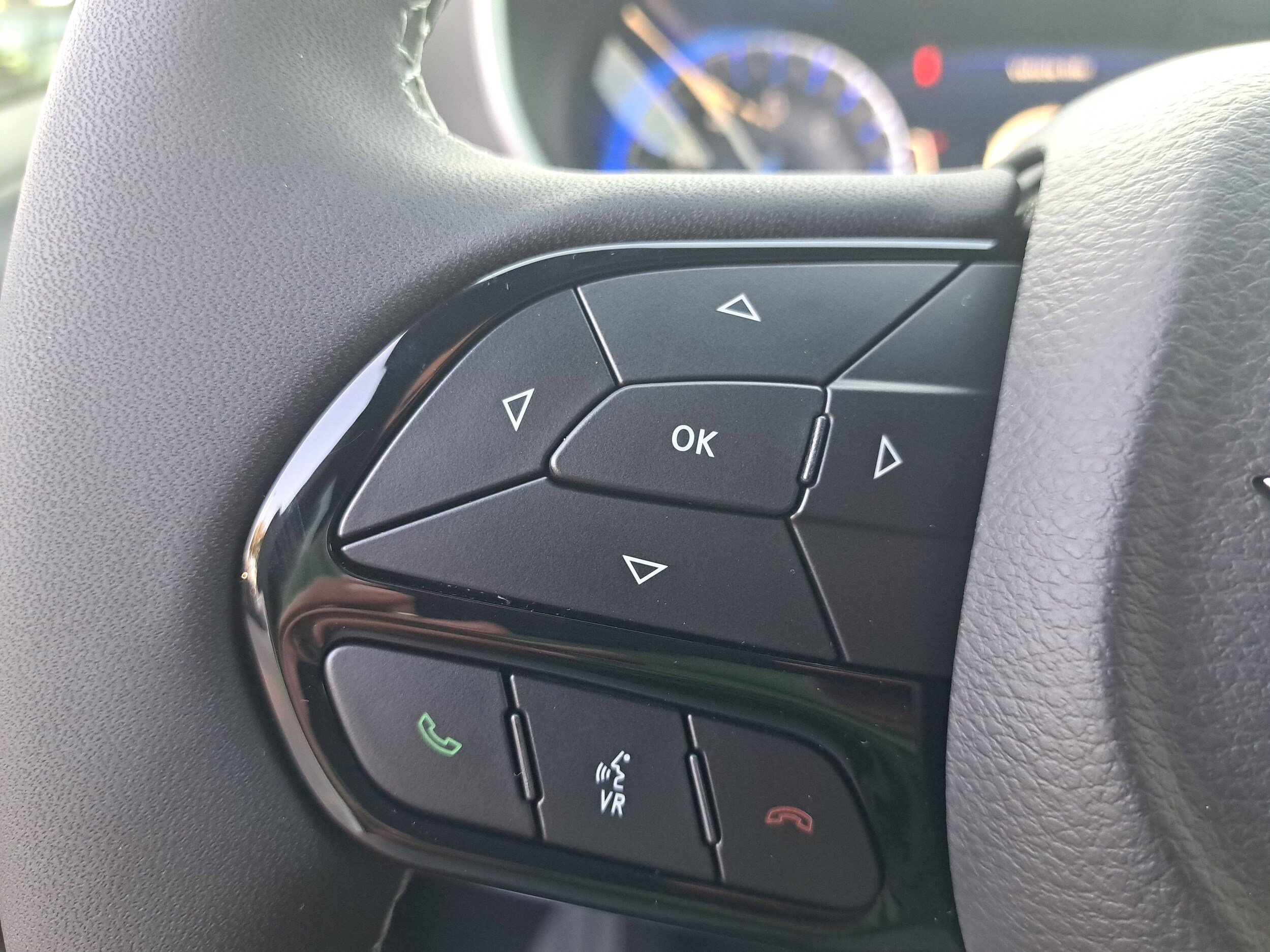 New 2026 Chrysler Pacifica Select w/ S Appearance Package FWD image 13