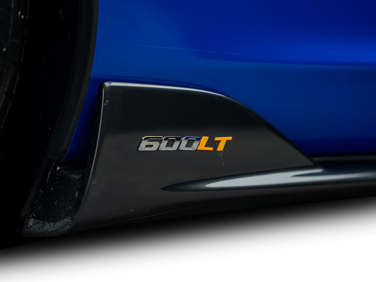 Used 2020 McLaren 600LT Spider RWD image 26