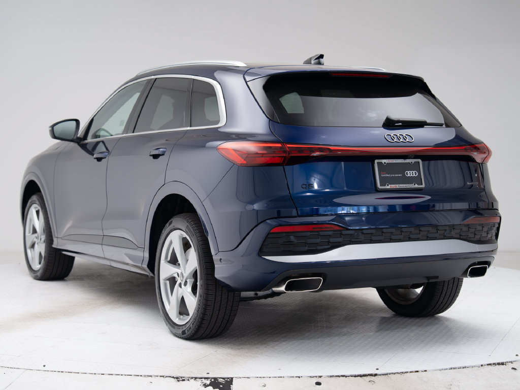 Certified 2025 Audi Q5 Premium Plus w/ Premium Plus AWD/4WD image 3