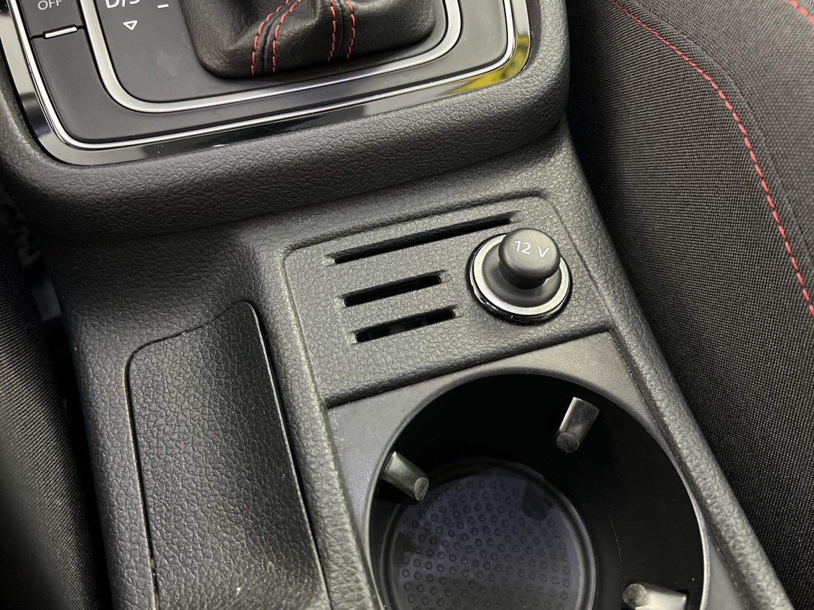 Used 2018 Volkswagen GTI S FWD image 34