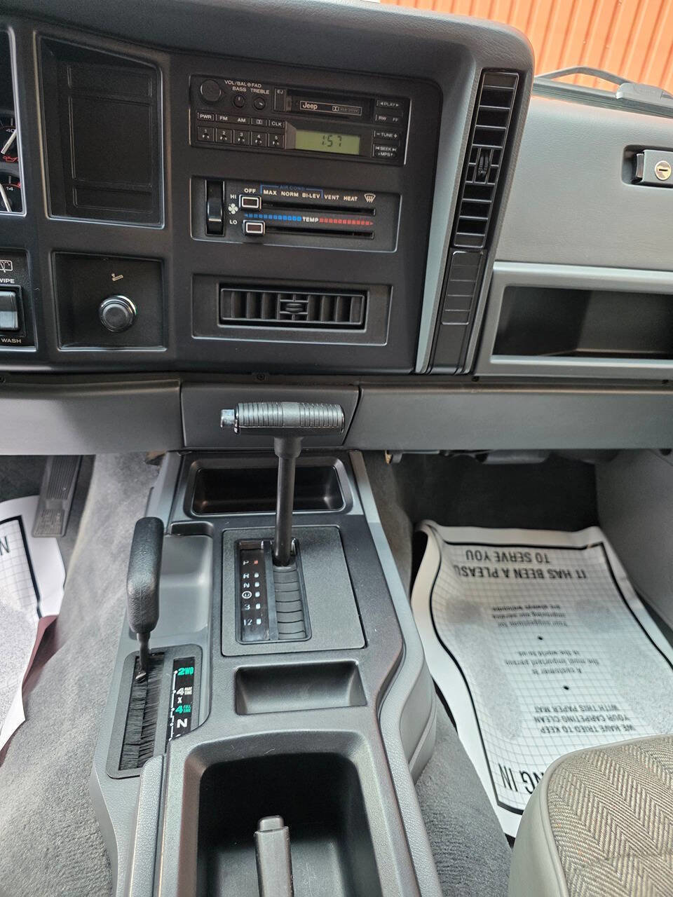 Used 1996 Jeep Cherokee 4WD 4-Door image 35