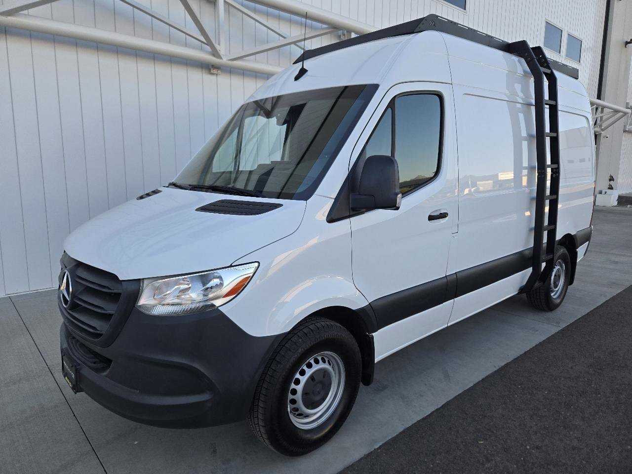 Used 2022 Mercedes-Benz Sprinter 2500 image 14