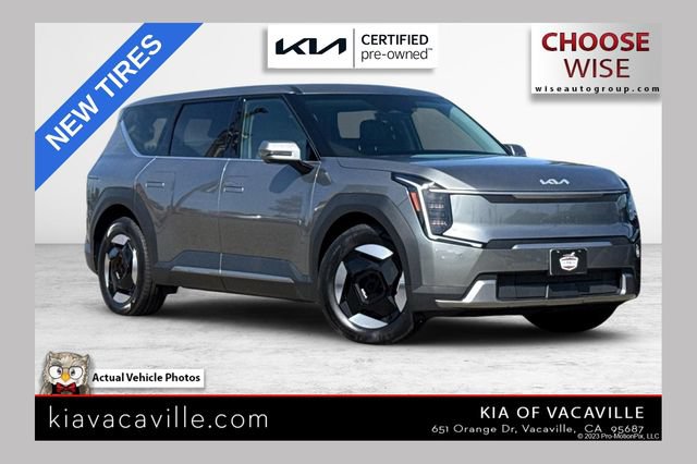 Certified 2024 Kia EV9 Light Long Range RWD image 1