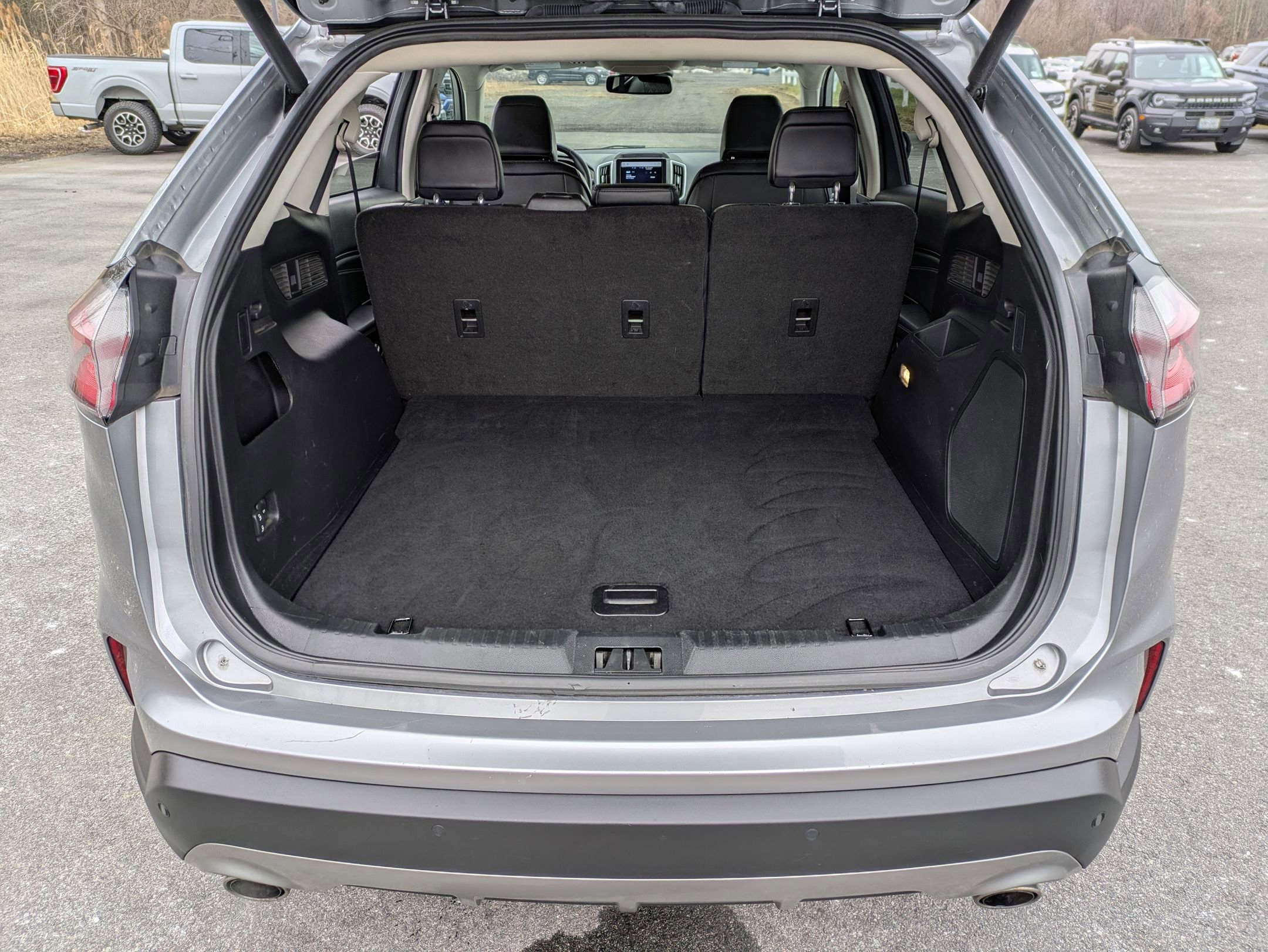 Used 2024 Ford Edge Titanium image 18