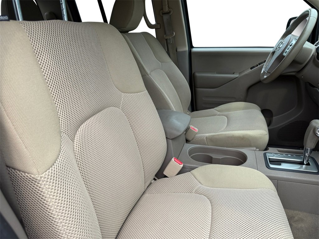 Used 2019 Nissan Frontier SV w/ Value Truck Package image 15