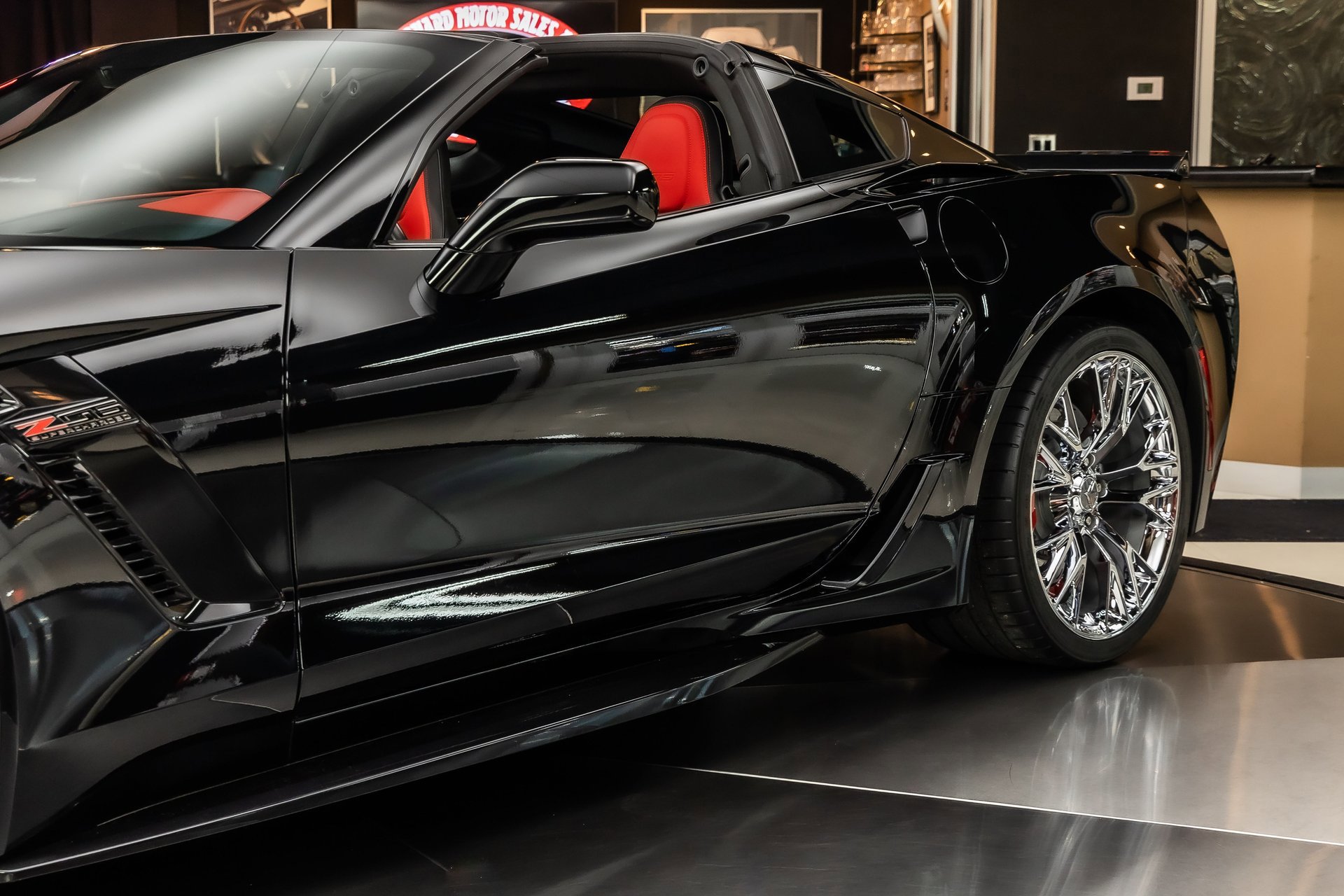 Used 2017 Chevrolet Corvette Z06 image 30