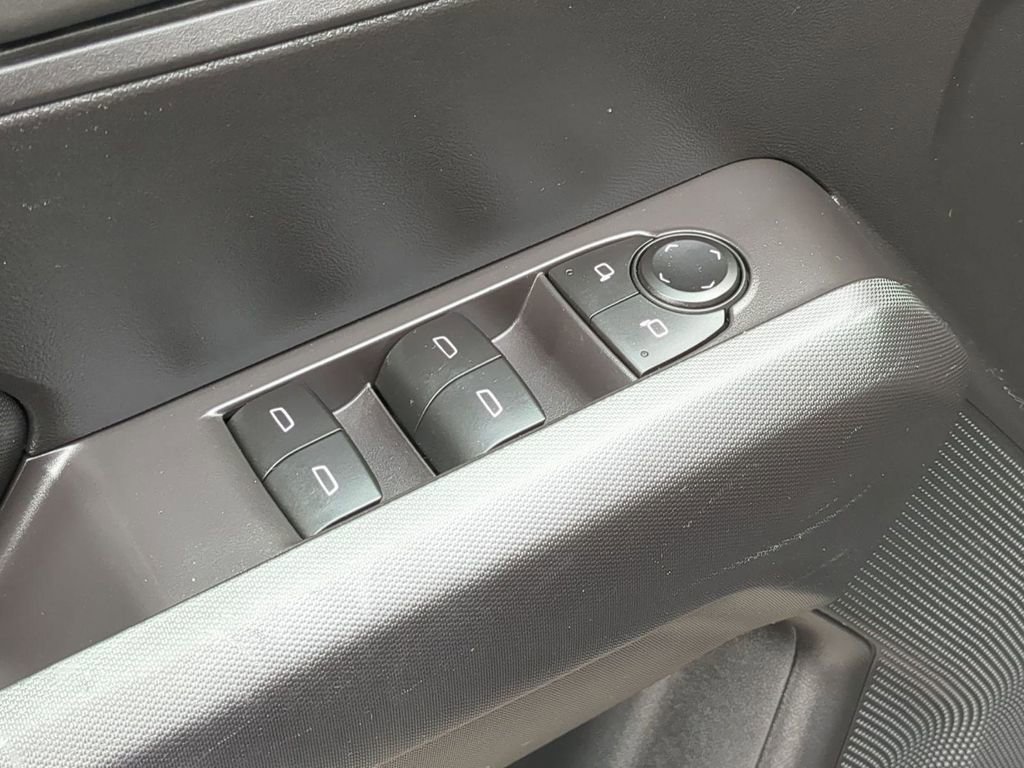 Used 2023 Chevrolet Colorado W/T image 11