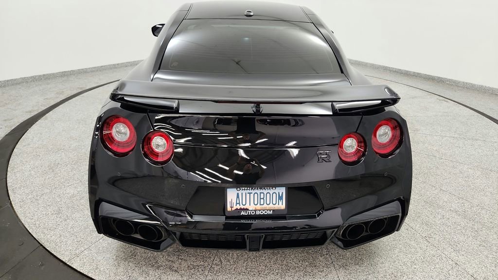Used 2024 Nissan GT-R Premium w/ Premium Interior Package AWD/4WD image 49