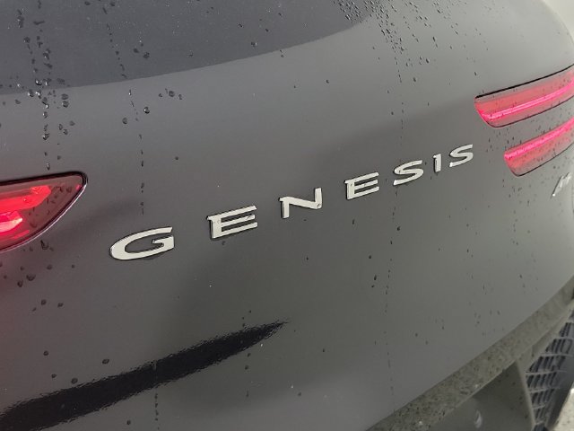 Used 2022 Genesis GV70 2.5T w/ Sport Prestige Package AWD/4WD image 5