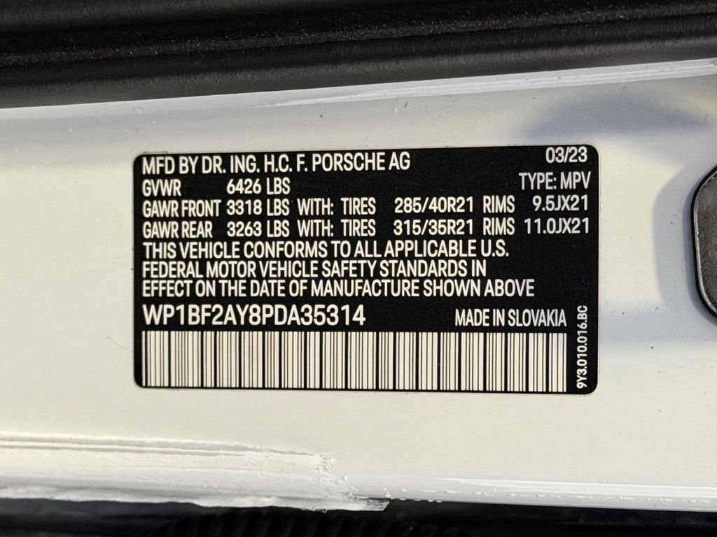 Certified 2023 Porsche Cayenne Turbo AWD/4WD image 26
