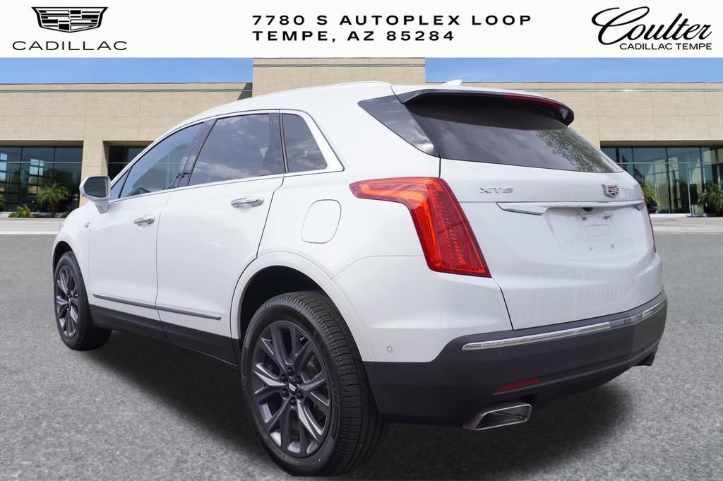 Used 2019 Cadillac XT5 Premium Luxury w/ Driver Assist Package image 5
