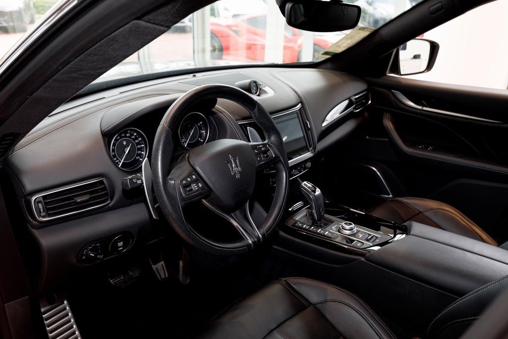 Used 2021 Maserati Levante S GranSport image 19