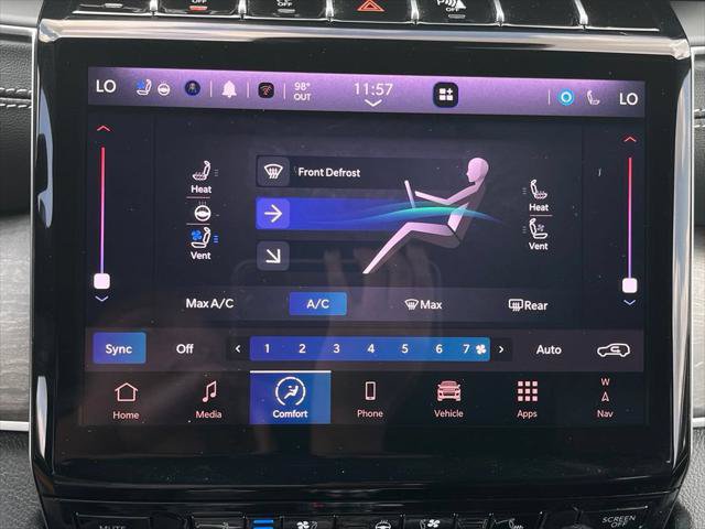 Certified 2025 Jeep Grand Cherokee Limited w/ Luxury Tech Group II AWD/4WD image 34
