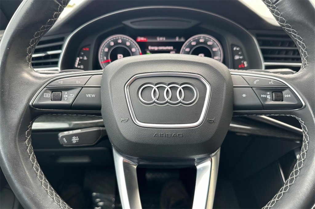 Used 2021 Audi Q8 Premium image 28