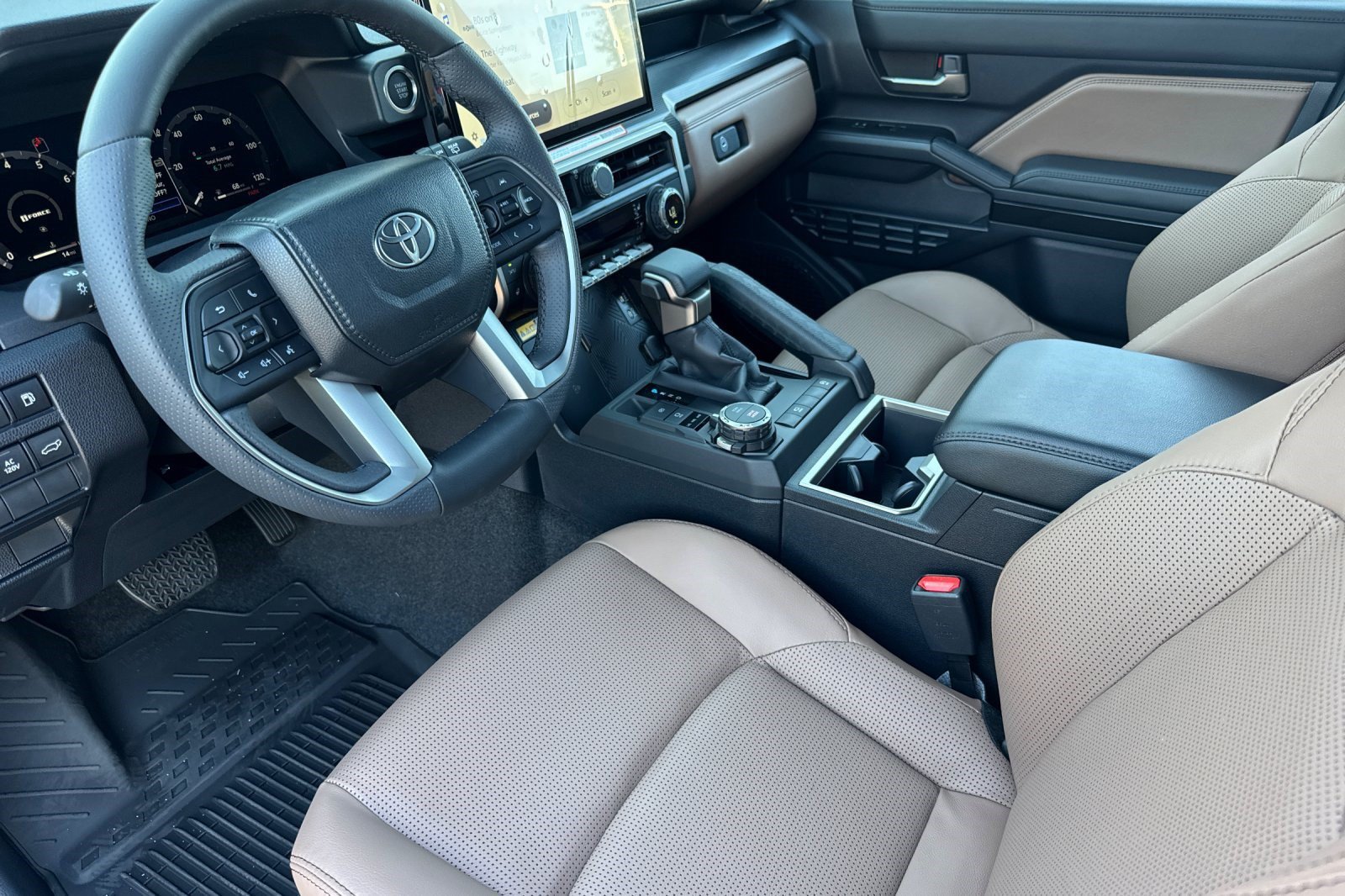 New 2026 Toyota 4Runner Limited AWD/4WD image 4