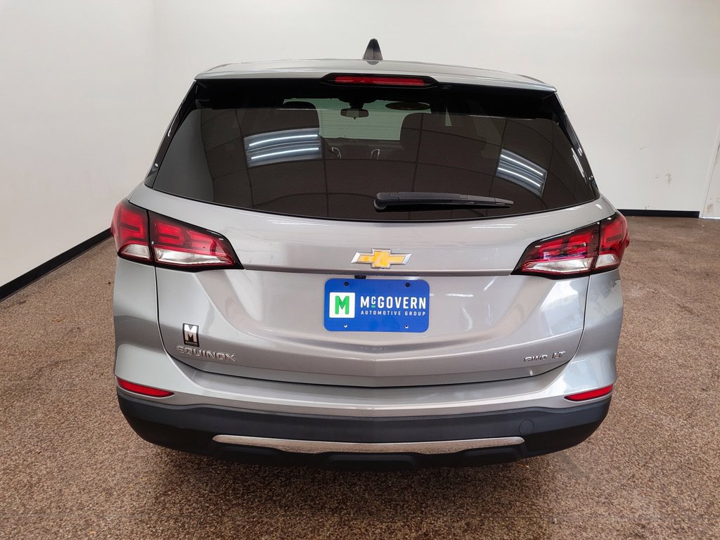 Used 2023 Chevrolet Equinox LT AWD/4WD image 4