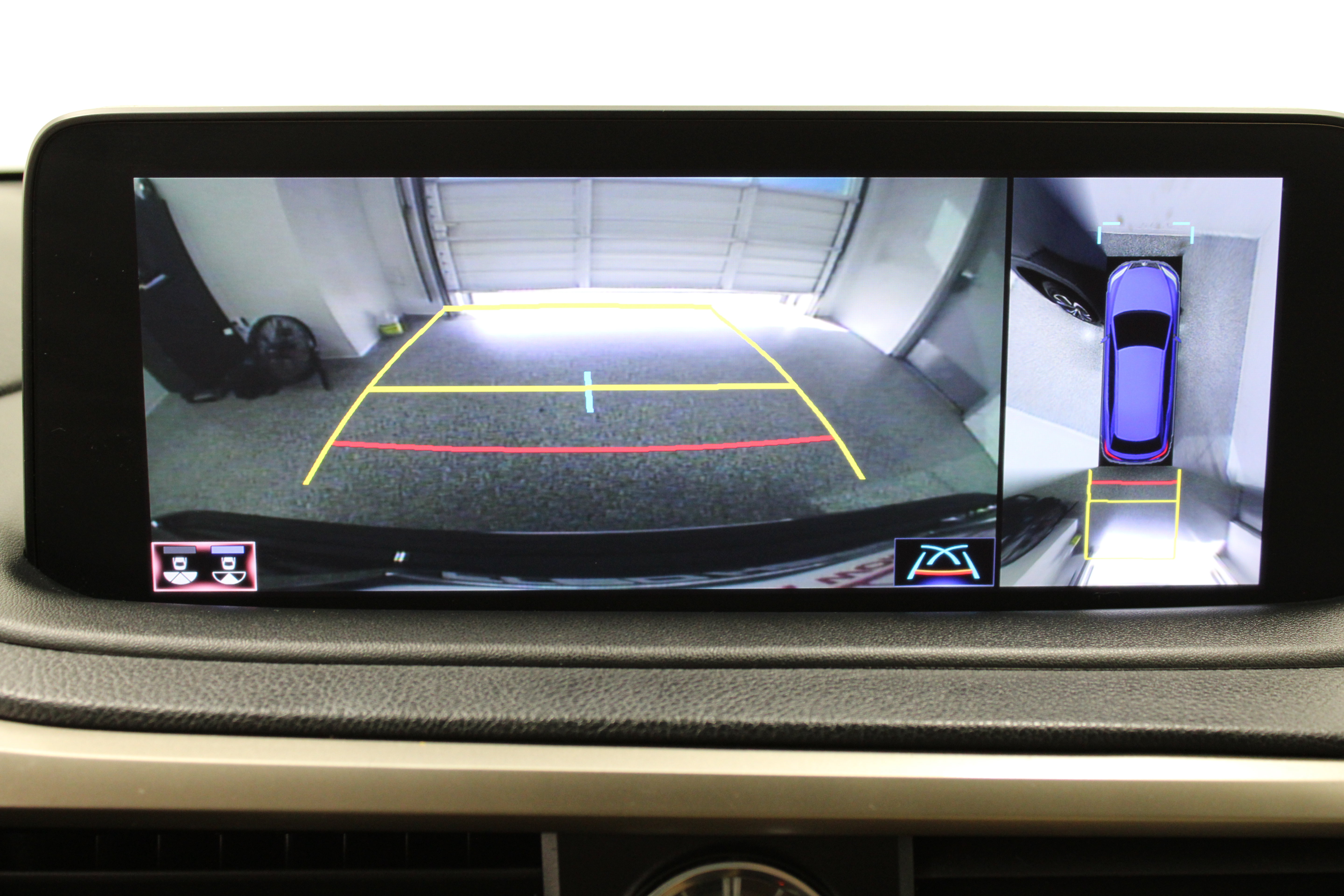 Used 2022 Lexus RX 350L FWD w/ Premium Package image 23