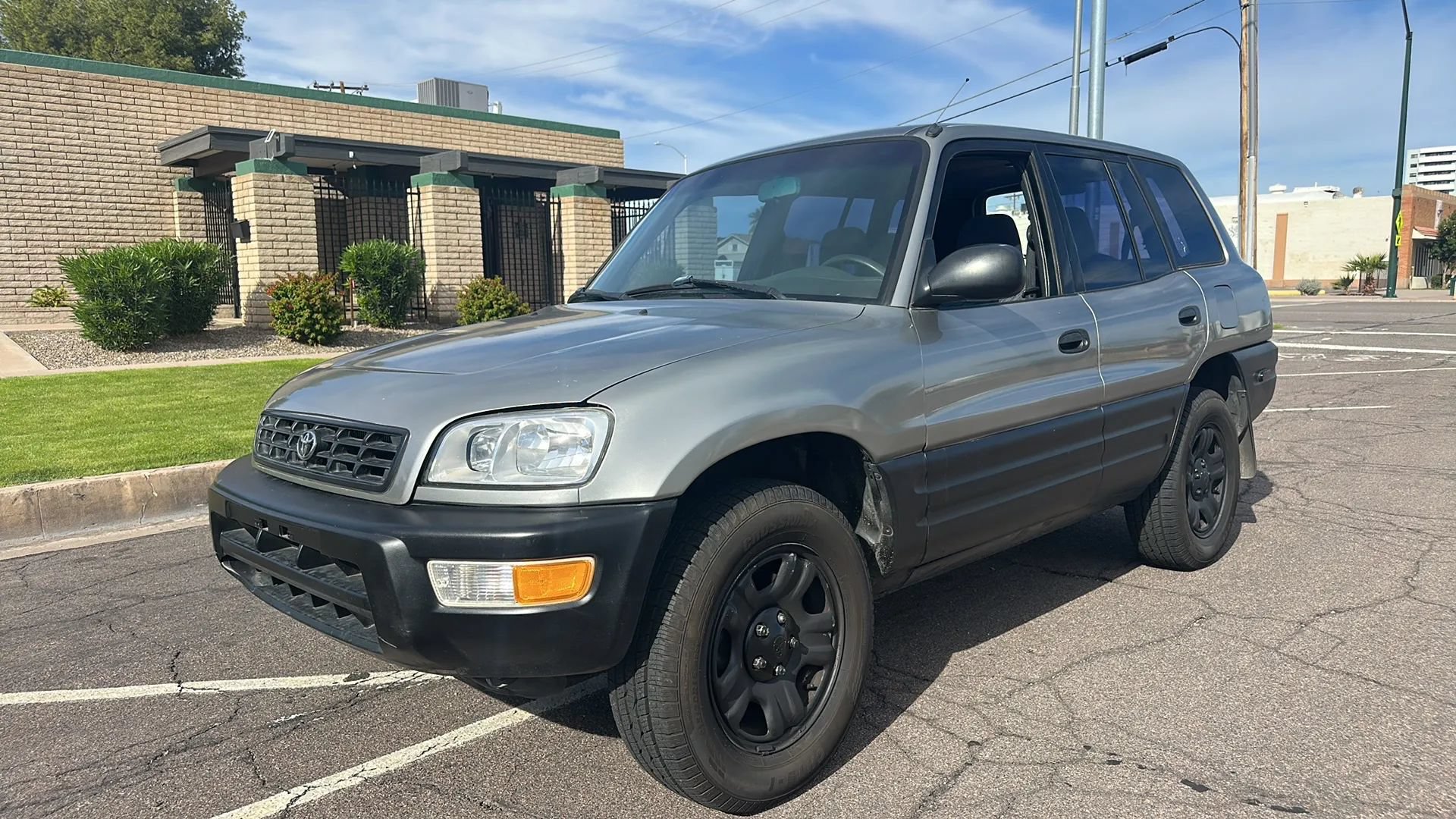 Used 1999 Toyota RAV4 2WD 4-Door image 38