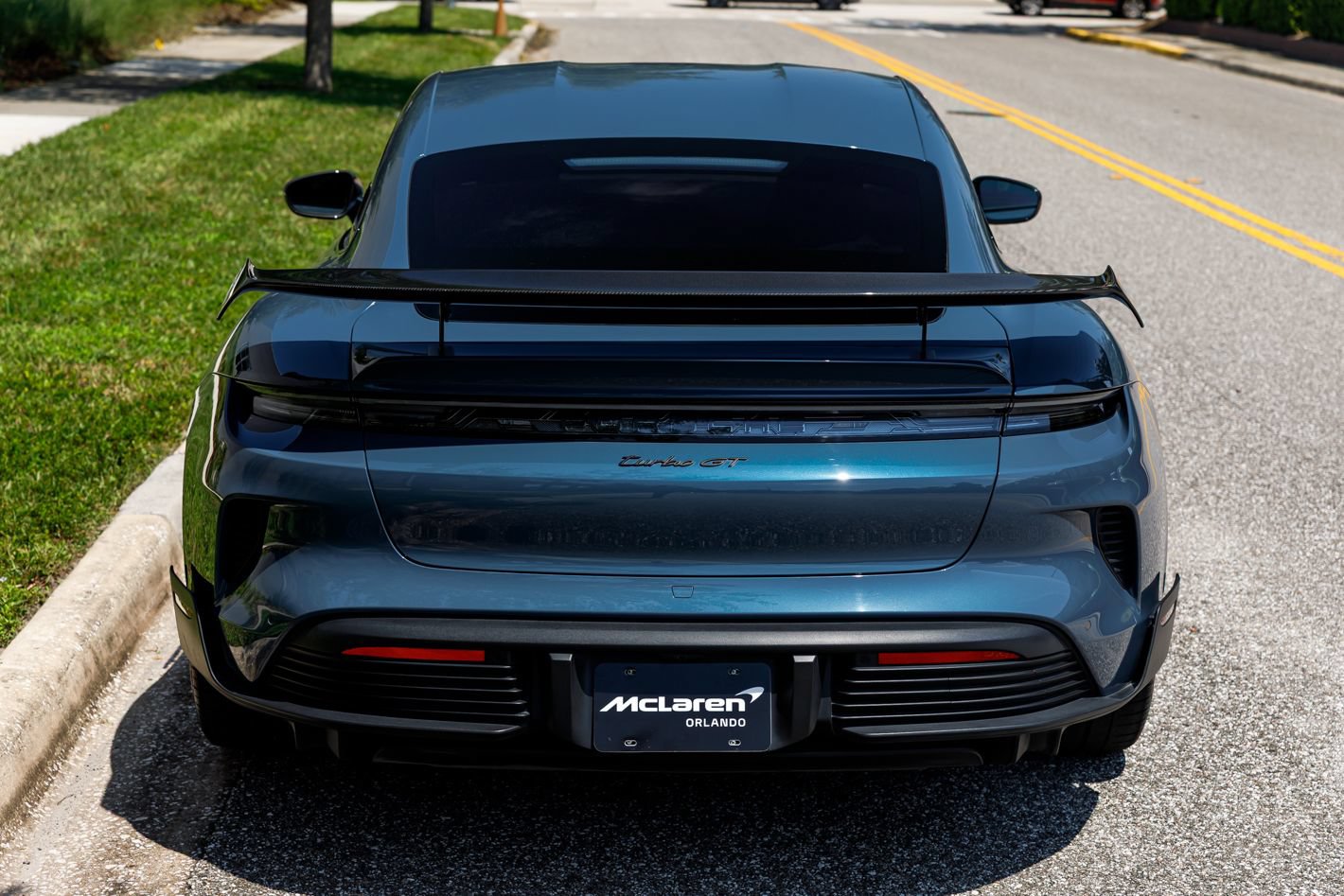 Used 2025 Porsche Taycan Turbo GT AWD/4WD image 9