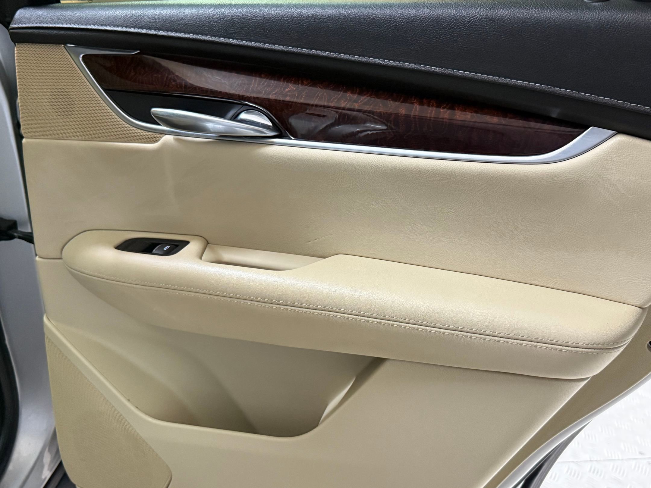 Used 2018 Cadillac XT5 Premium Luxury image 20