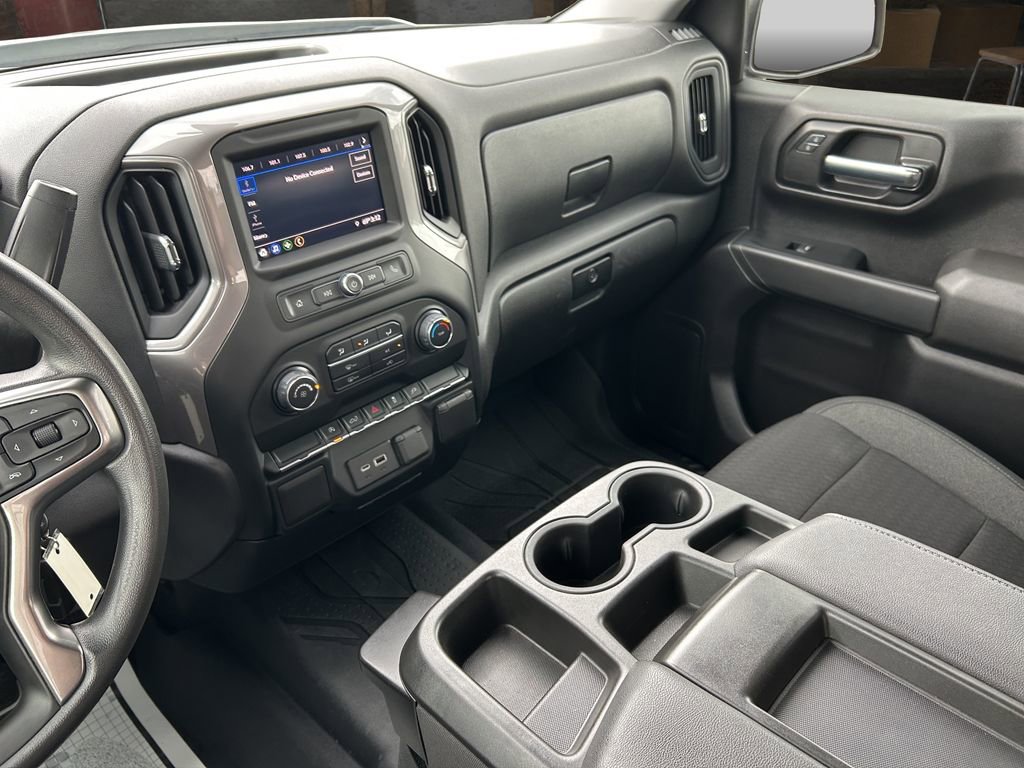 Certified 2022 Chevrolet Silverado 1500 Custom w/ Safety Confidence Package AWD/4WD image 22