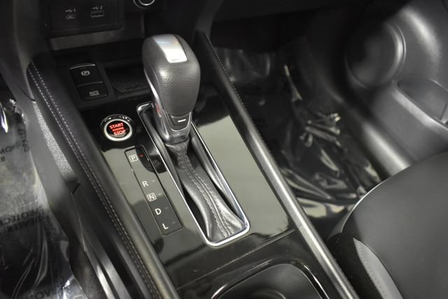 Certified 2023 Nissan Kicks SR w/ SR Premium Package FWD image 25