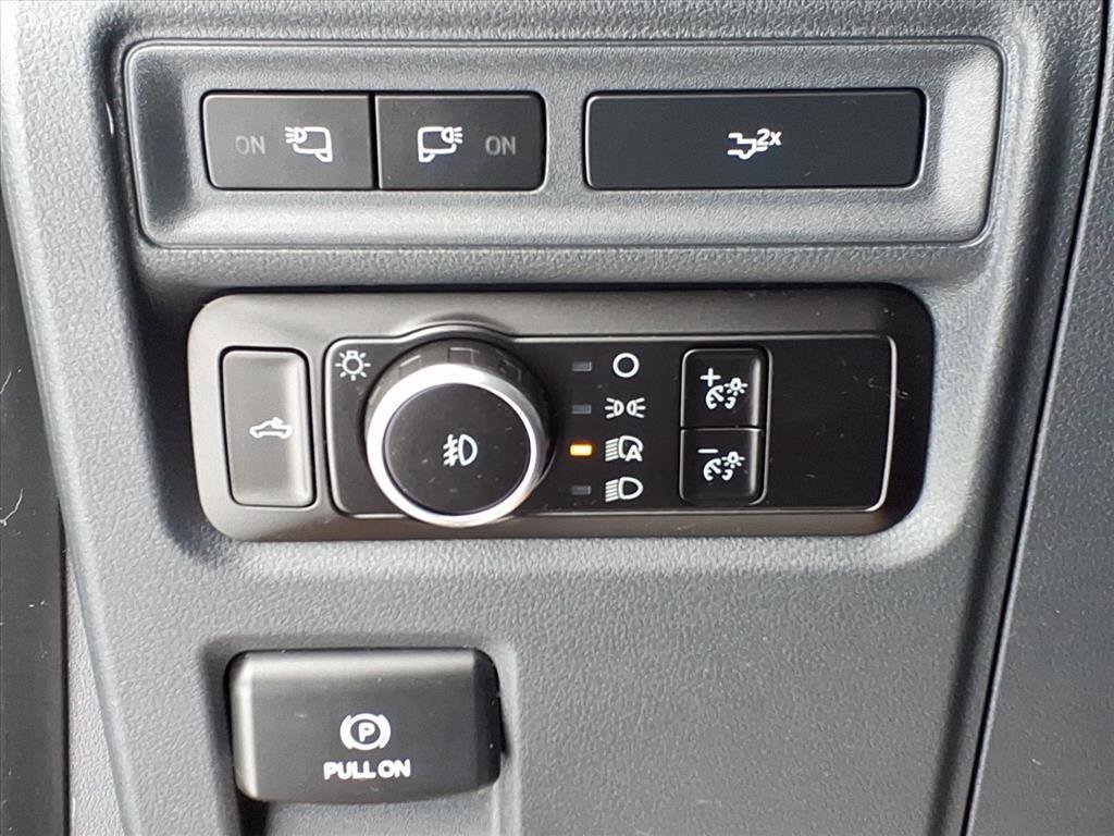 Used 2023 Ford F150 XLT w/ Equipment Group 302A High image 13