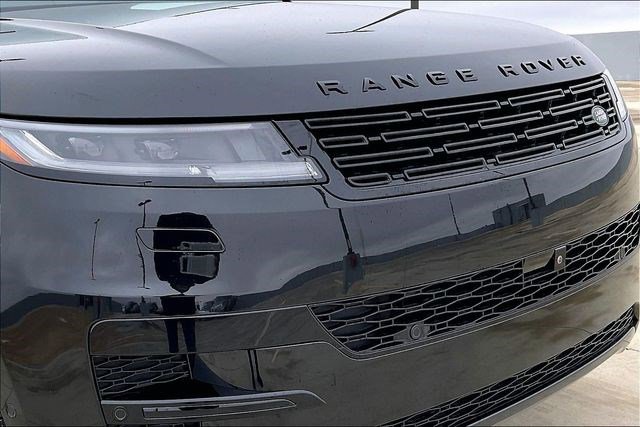 Used 2025 Land Rover Range Rover Sport SE image 33