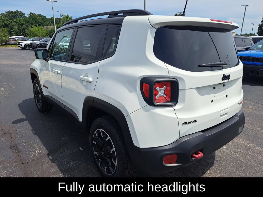 Used 2023 Jeep Renegade Trailhawk w/ Trailhawk Elite Group AWD/4WD image 4