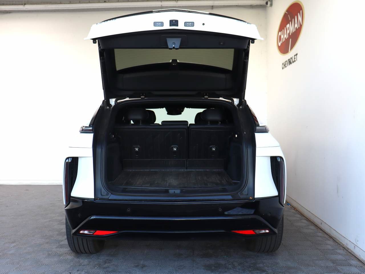 Certified 2024 Cadillac Lyriq Sport RWD image 5