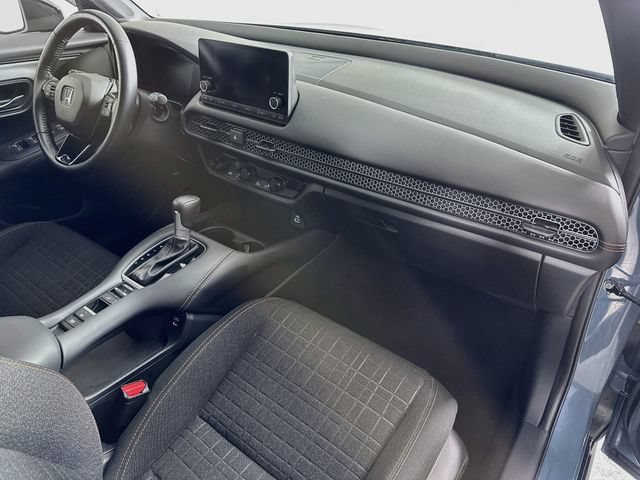 Certified 2025 Honda HR-V Sport image 31