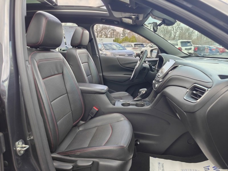 Used 2022 Chevrolet Equinox RS w/ RS Leather Package image 27