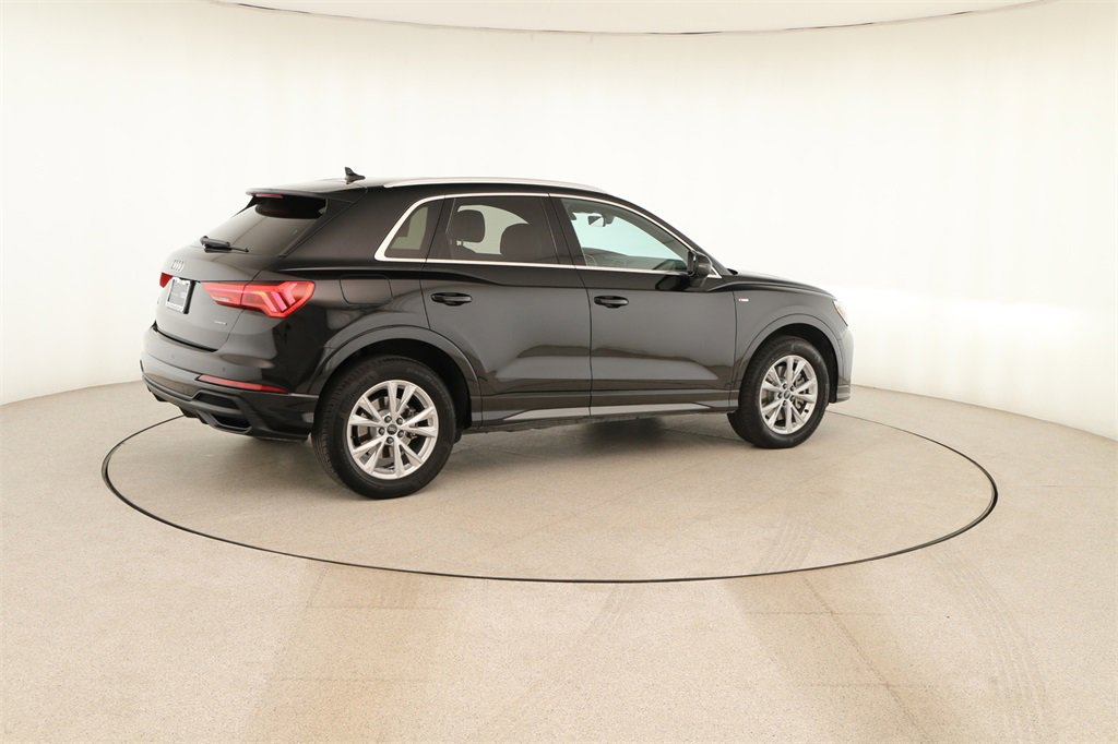 Certified 2025 Audi Q3 2.0T Premium Plus w/ Premium Plus Package image 7